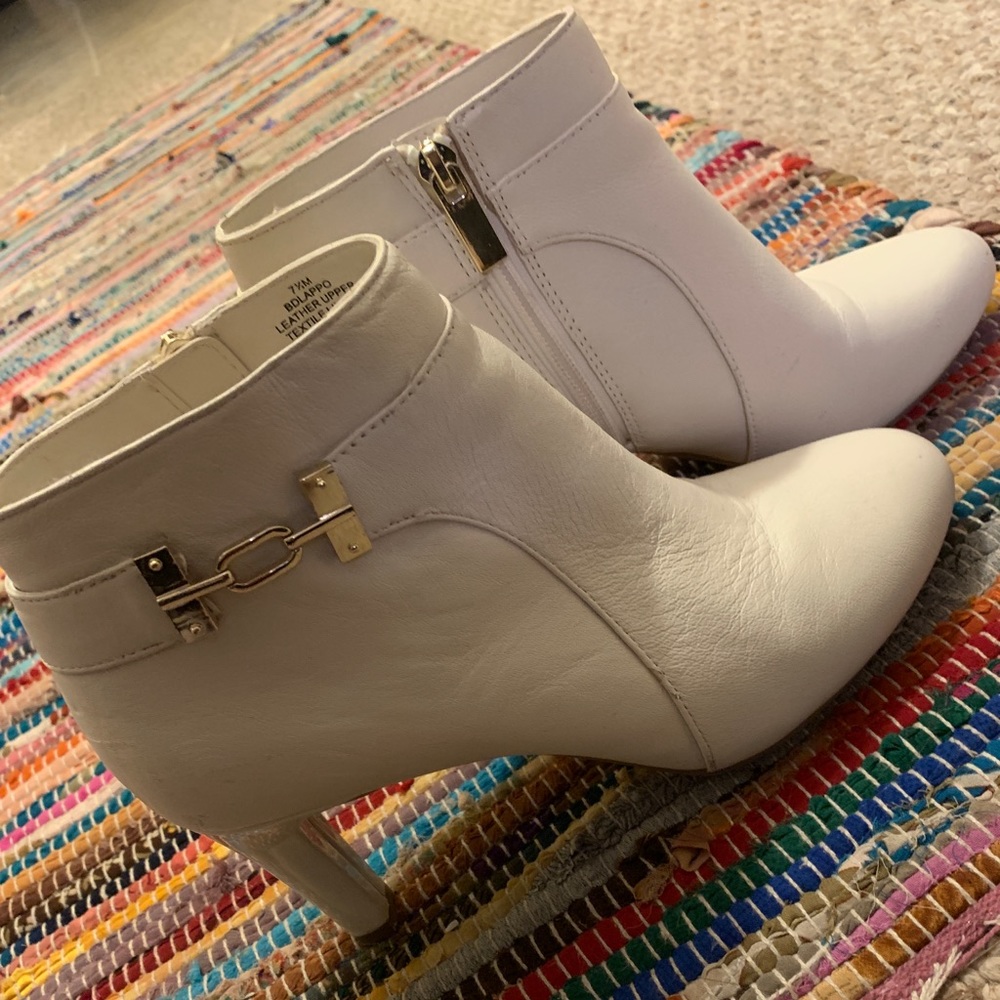 White Bandolino Booties